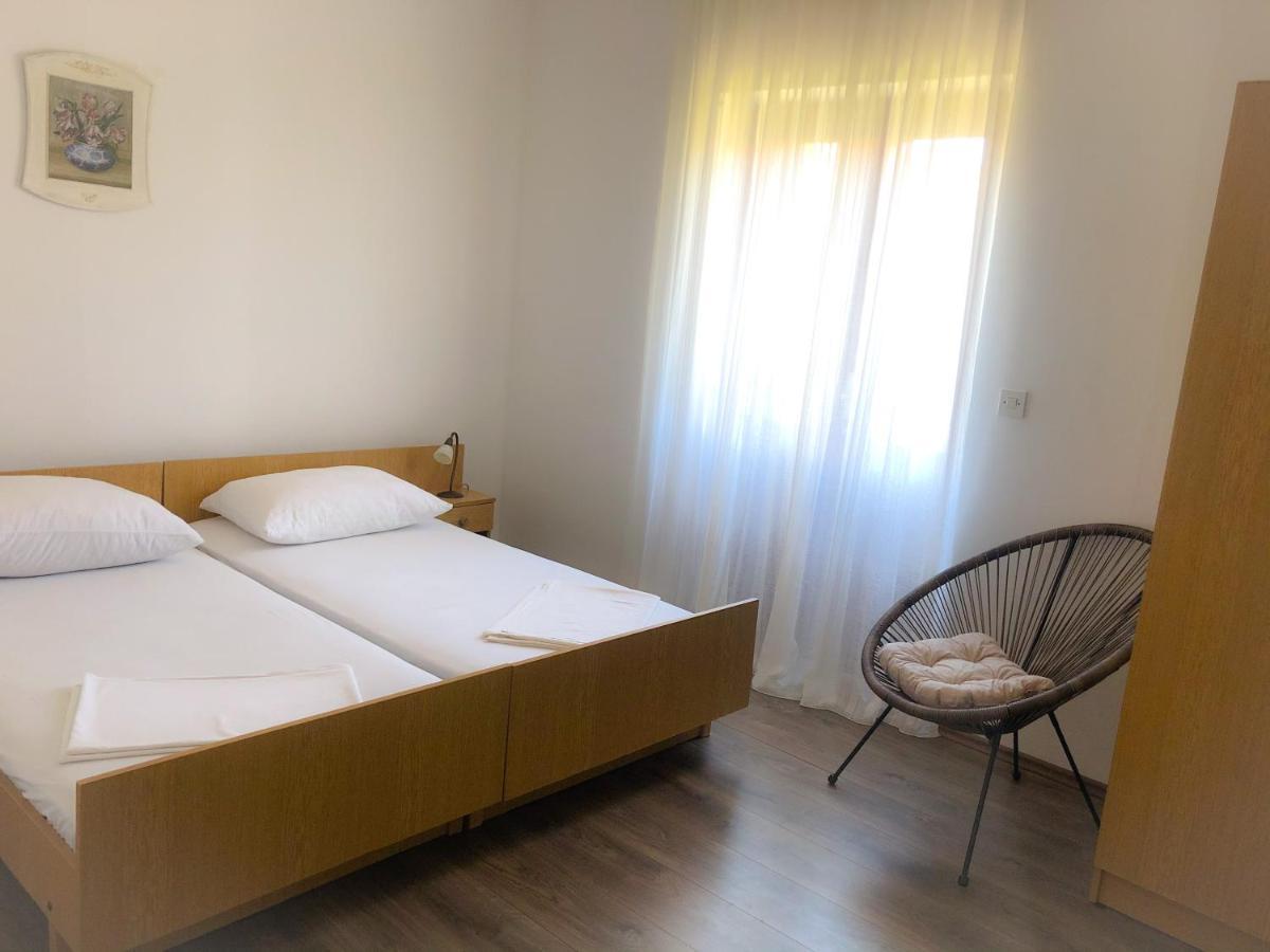Apartmani Bepina Supetar Kültér fotó