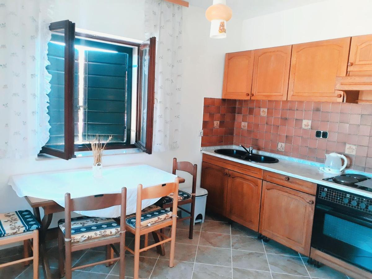 Apartmani Bepina Supetar Kültér fotó